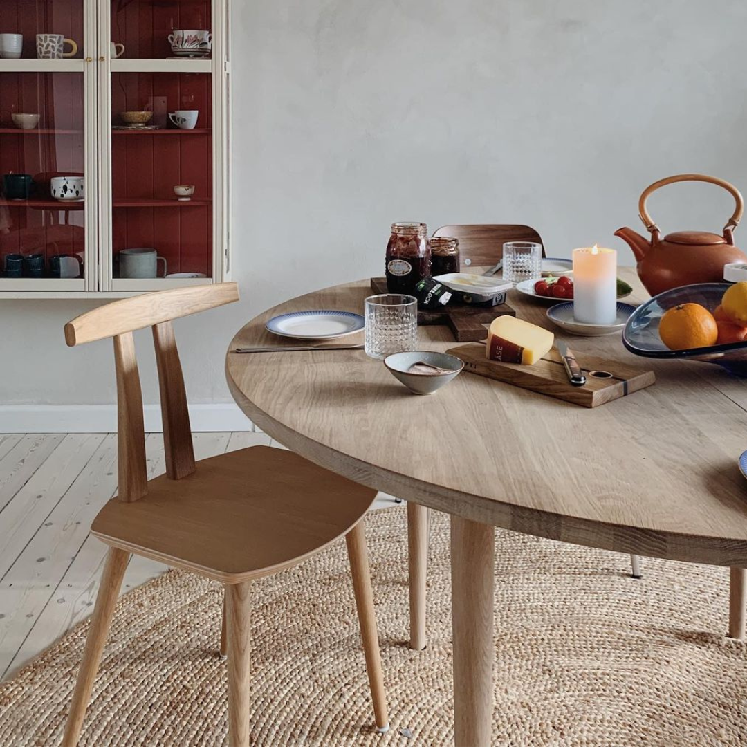 HOLMEN - Round dining table, Oak