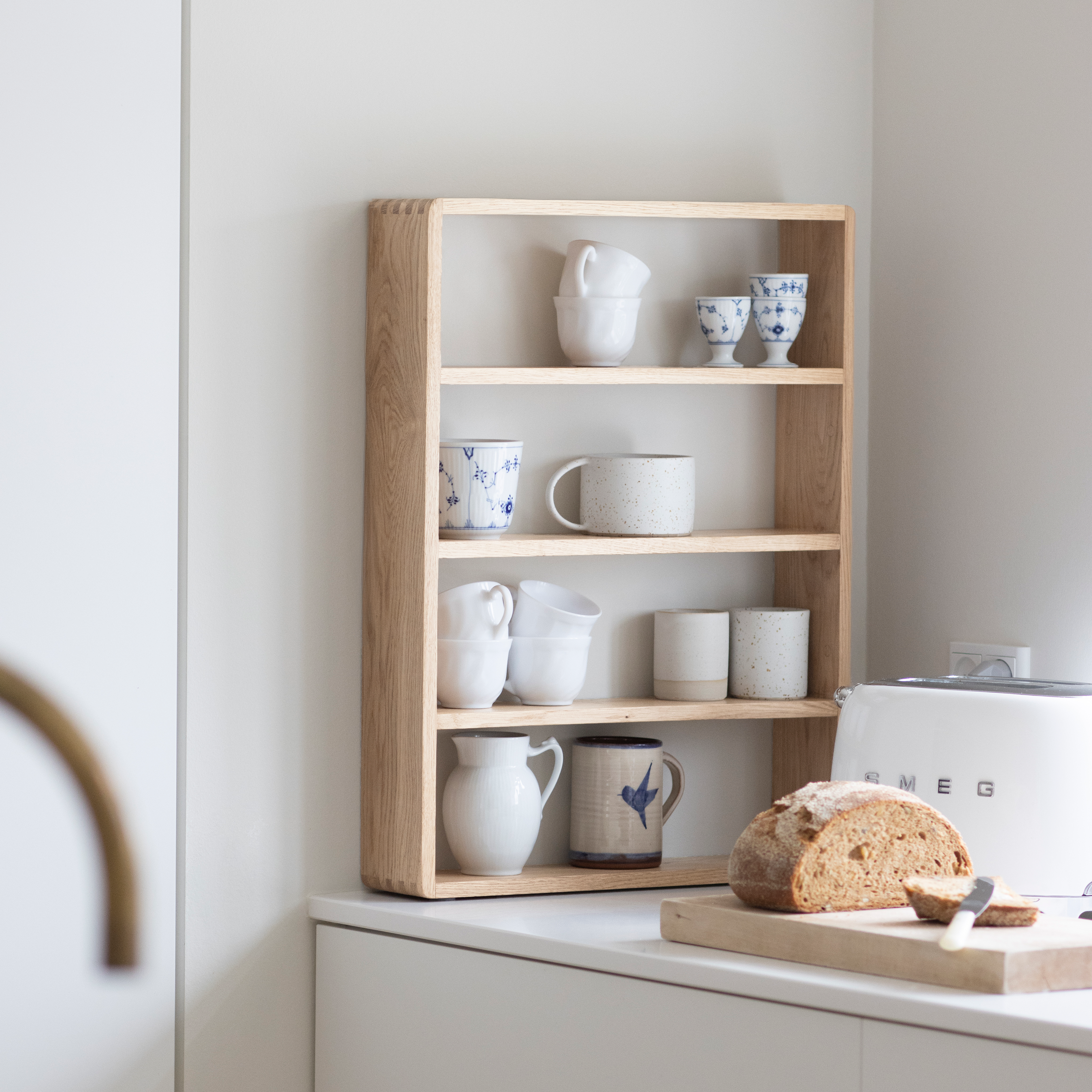 CUPMUG - Oak shelf, 60x45 cm