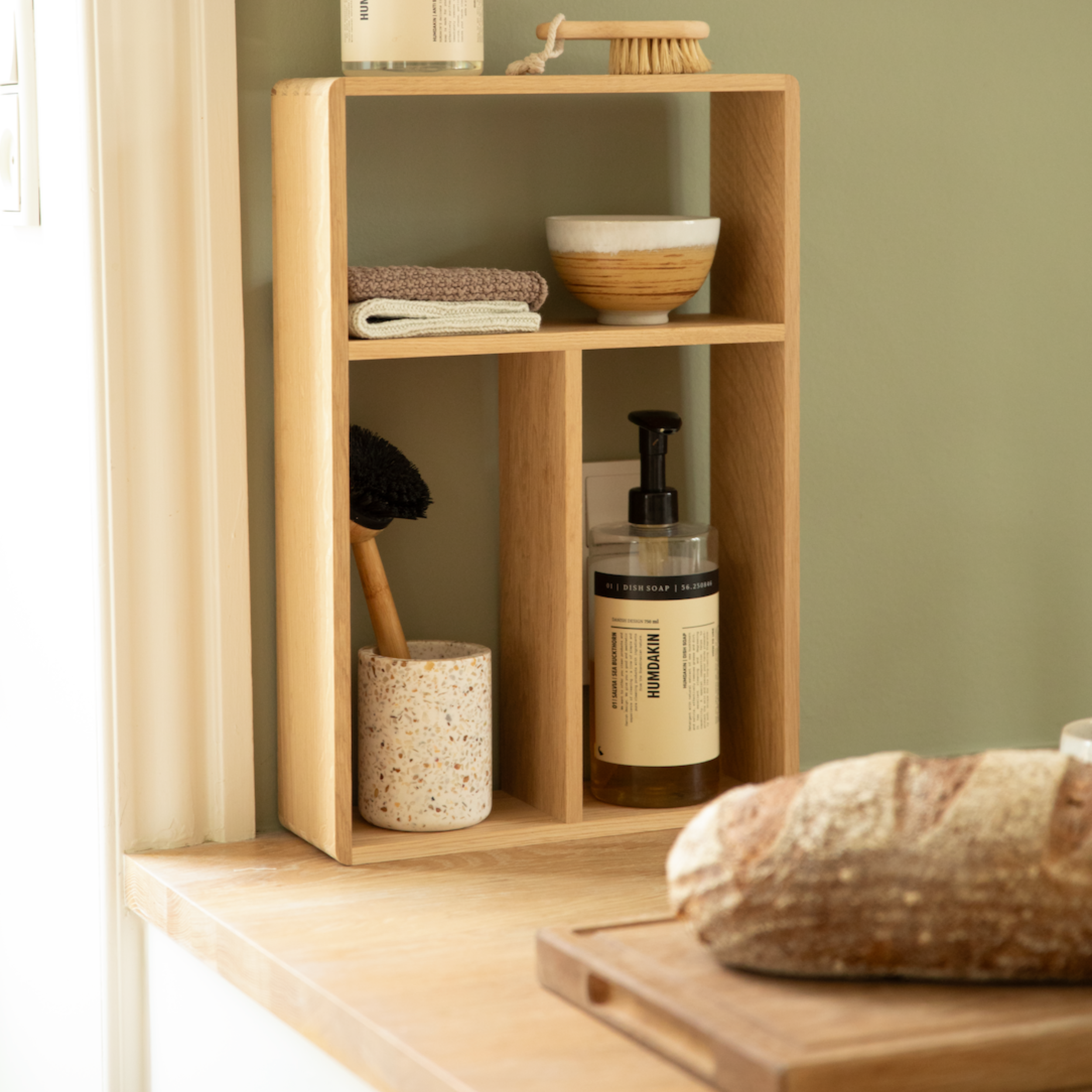 CUPMUG - Oak shelf, 45x30 cm