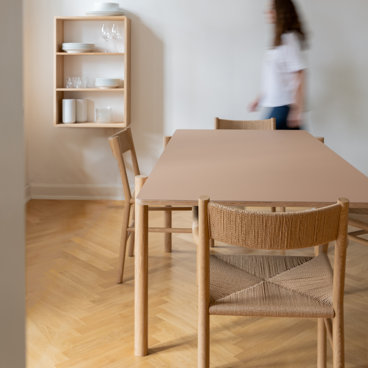 THY - Rectangular dining table, Steel frame