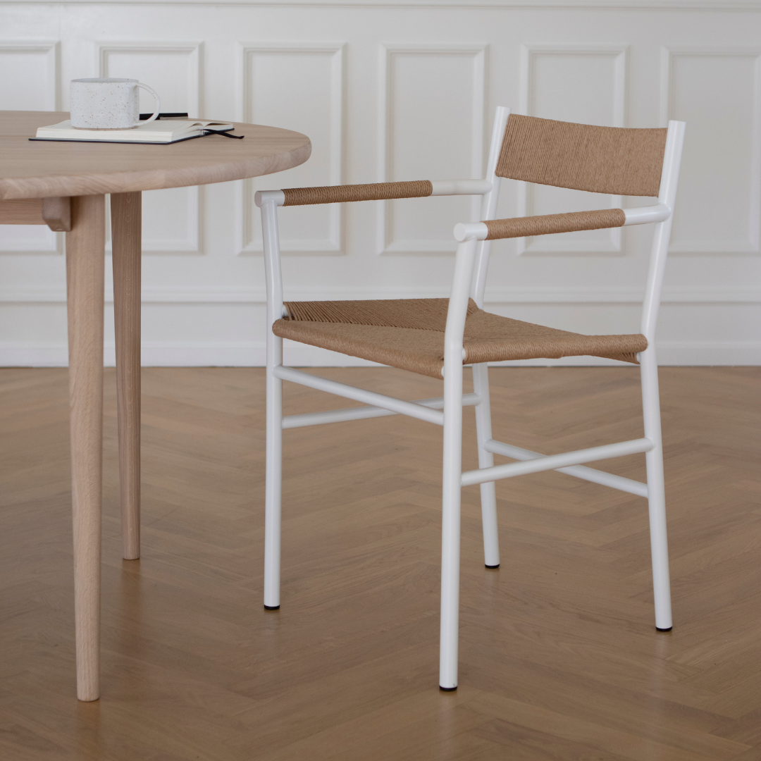 CORD - Dining chair with armrest