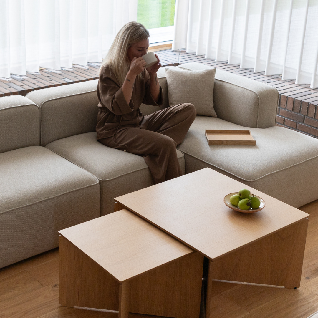 BASECAMP Three seater open - right corner, 3 modules, 90x280cm