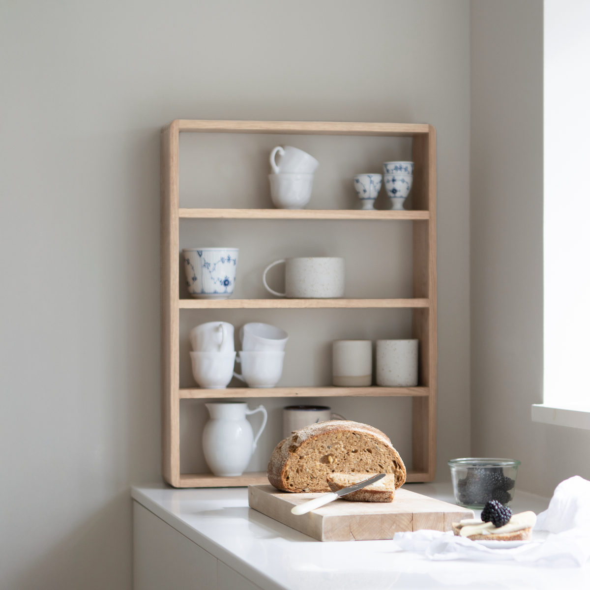 Cupmug Oak Shelf