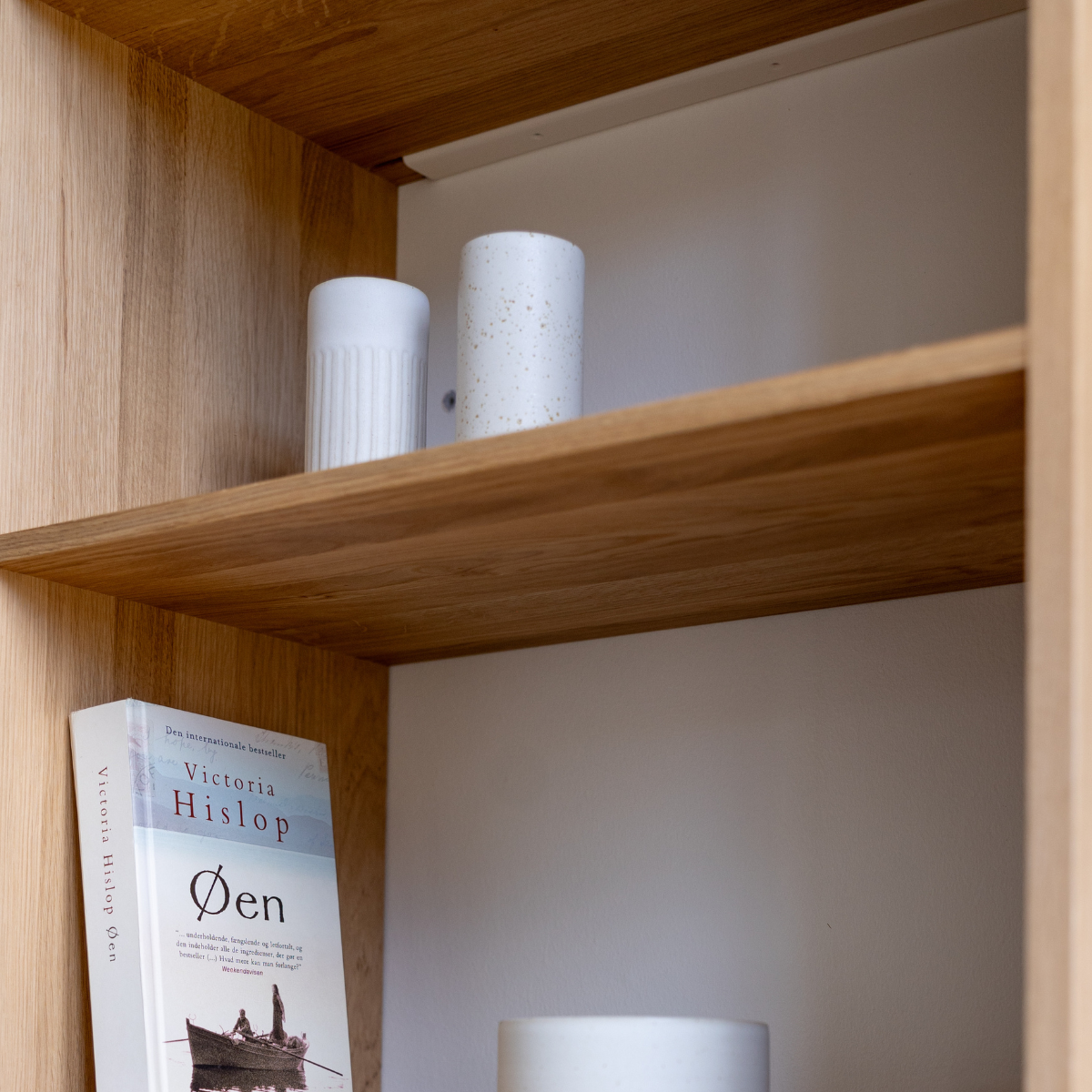 EIK - Oak bookcase, medium, 91x60cm