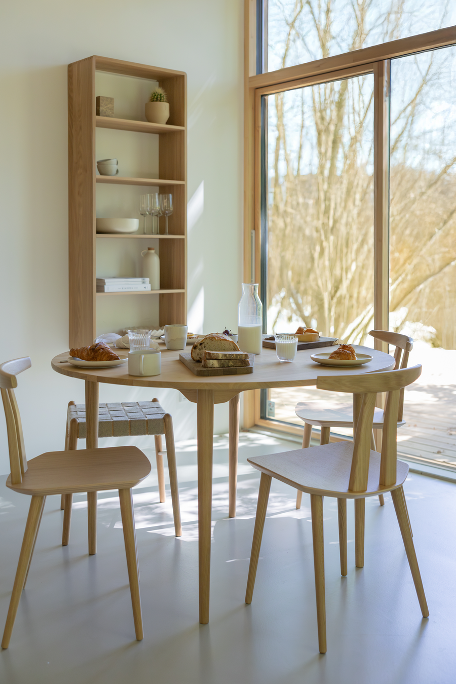 Dining table chair